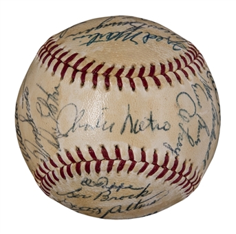 1962 Chicago Cubs Team Signed ONL Giles Baseball With 30 Signatures Including Banks and Brock (Beckett)